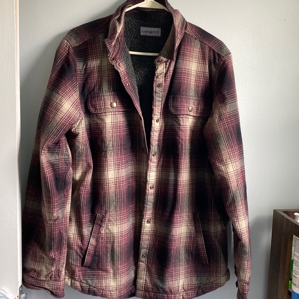 Womens size L Carhartt winter jacket. Worn once in great condition!